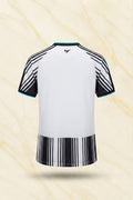 Newcastle Home Kit 26/27 back
